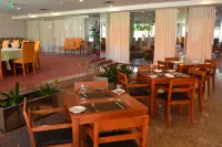 Hotel Premium Porto Maia - Morgenmad