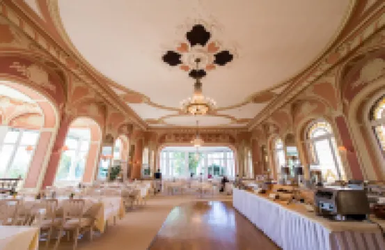 Hôtel Eden Palace Au Lac Hôtels à : Riviera-Pays-d'Enhaut