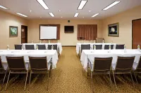 Holiday Inn Express Palestine
