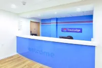 트래블로지 런던 레인 파크