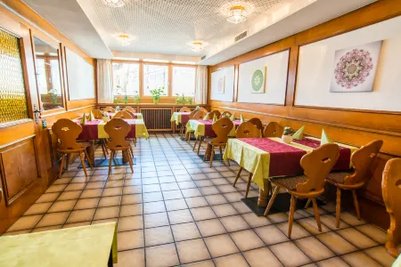 Gasthaus Löwen Отели в г. Ахкаррен