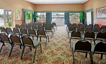 Holiday Inn Express & Suites Brownsville