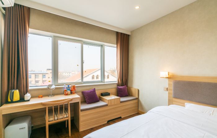 QingYueju Business Hotel