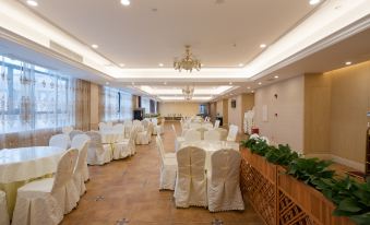Vienna Hotel (Shenzhen South China City, Hehua Metro Station)