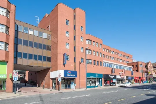 Travelodge Leeds Central