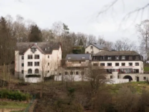 Auberge de Jeunesse de Bouillon Hotels in Bouillon