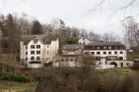 Auberge de Jeunesse de Bouillon Hotels in 