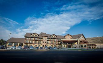 Best Western Premier Ivy Inn  Suites