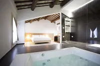 Borgoleoni 18 - Room and Breakfast