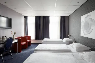 Hotel d'Amsterdam Leidsesquare Hotels near Begijnhof