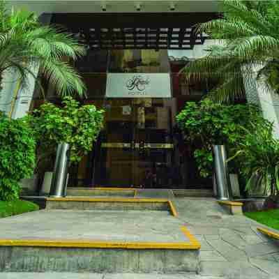 Jose Antonio Executive Hotel Exterior