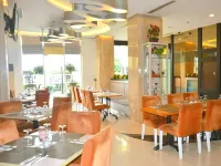 D'Primahotel Mega Kuningan Hotels near Kuningan City