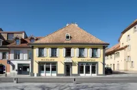 L'Hôtel by Hostellerie du Château Hotel di Buchillon