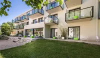 Domaine de la Petite Isle - Luberon Hotels near CAMPREDON art & image