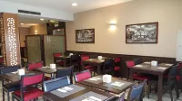 Hotel Feira Pedra Bela - Phòng tập thể hình