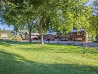 Indian Creek Lodge Hotels in Trinity County