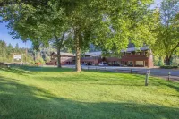 Indian Creek Lodge Hotels in Junction City