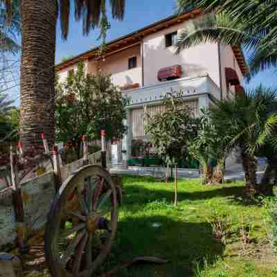 Fattoria Stocchi Hotel Exterior