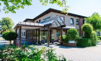 Friesen Hotel