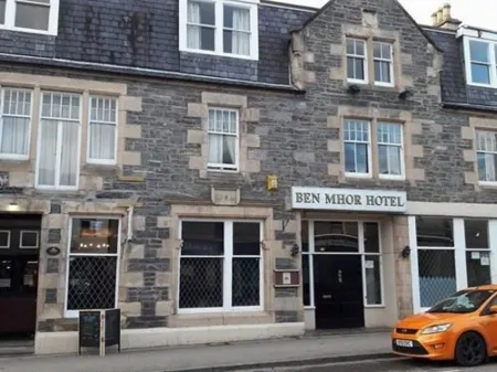 The Ben Mhor Hotel, Bar & Restaurant Отели в г. Грантаун-он-Спей