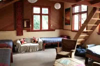 Te Nikau Retreat Hotels in Punakaiki