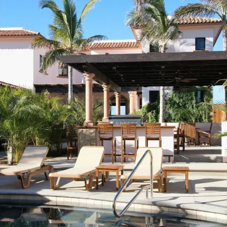 Cerritos Beach Inn