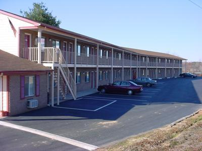 Americas Best Value Inn - Jonesville