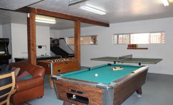 Greer Peaks Lodge - Housity