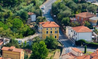 Hotiday Apartment Collection - Lerici Terrediliguria