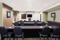 Microtel Inn & Suites by Wyndham Sidney - que admiten mascotas