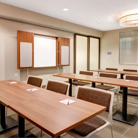 Microtel Inn & Suites by Wyndham Philadelphia Airport Ridley
