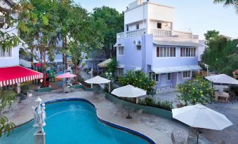 Avion Holiday Resort