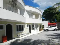 Hotel Iracemar - Piscina Aquecida Hotels in Guarujá
