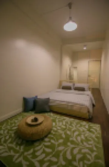 เจดีย์วิวโฮสเทลแอนด์รูฟท็อปบาร์