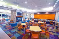 Fairfield Inn & Suites San Jose Airport