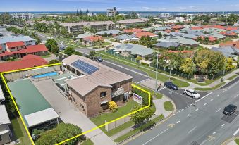 Golden Beach Motor Inn, Caloundra