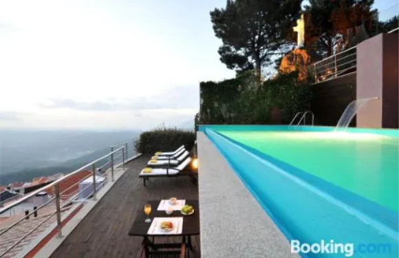 卡薩斯多索伊託公寓