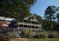 Glen-Ella Springs Hotel & Restaurant Hotels in Clarkesville