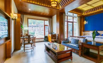 BamabainiaozhuangHotel