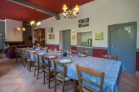 Domaine du Vern Hotels in Saint-Affrique