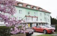 Hotel Atrium Hotels in Slavkov und Brna