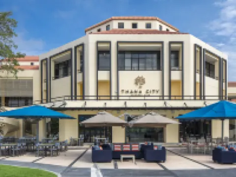 曼谷伊斯汀坦那市高爾夫度假村 素萬那普機場附近的飯店