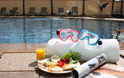 屋外プール グランド コプソーン ウォーターフロント シンガポールの写真