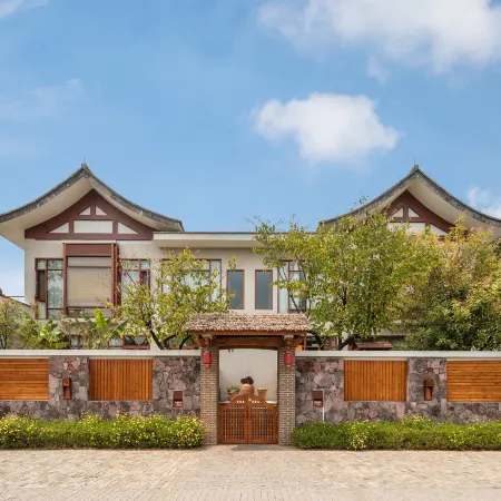 Hui Long Hot Spring Manor