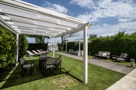 Le Rose Suite Hotel Отели в г. Римини