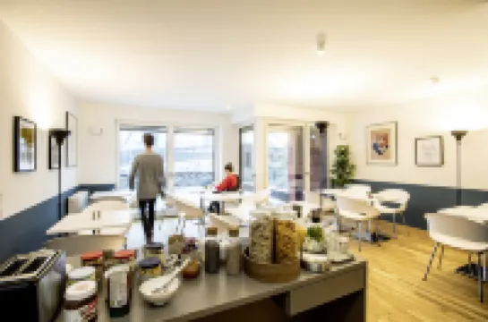 法拉格奧斯卡M.酒店