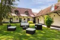 La Ferme Blanche, the Originals Relais Hotels in Lomme