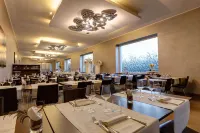 Klima Hotel Milano Fiere Hotels in Pero
