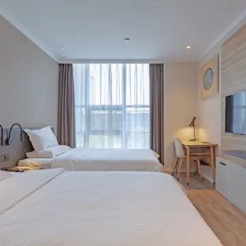 HanTing Premium Hotel (Wenling Wanxiangcheng) Отели рядом с достопримечательностью «1-й народный госпиталь Вэньчжэня»