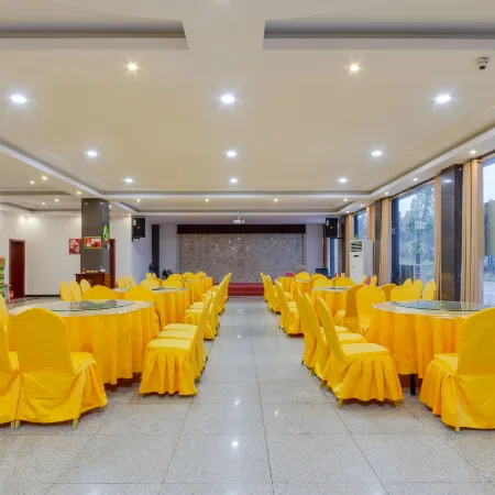 Towo Holiday Hotel (Miluo Dajing Lake)